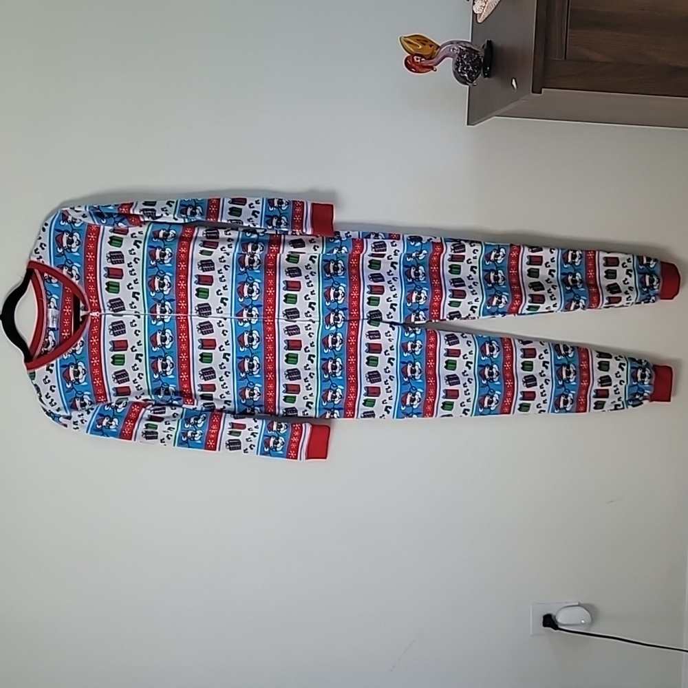 3/$20🎉 Buc-ee’s Christmas Beaver Pajamas One-Piece Footless Zip Santa Holiday - Picture 3 of 4